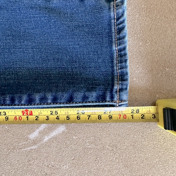 American Eagle High-Rise Jegging - Picture 8 of 8